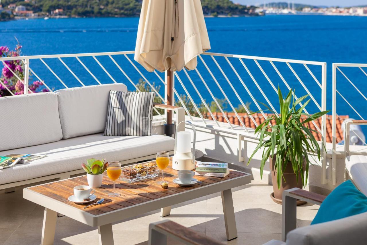 Holiday Home D&D Residence Rogoznica  Luaran gambar